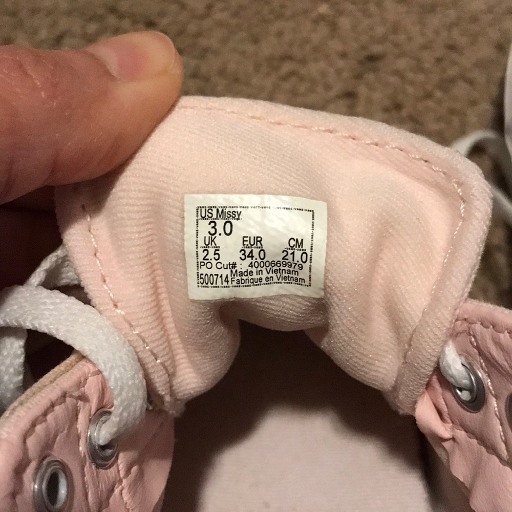 VANS - Picture 5 of 5